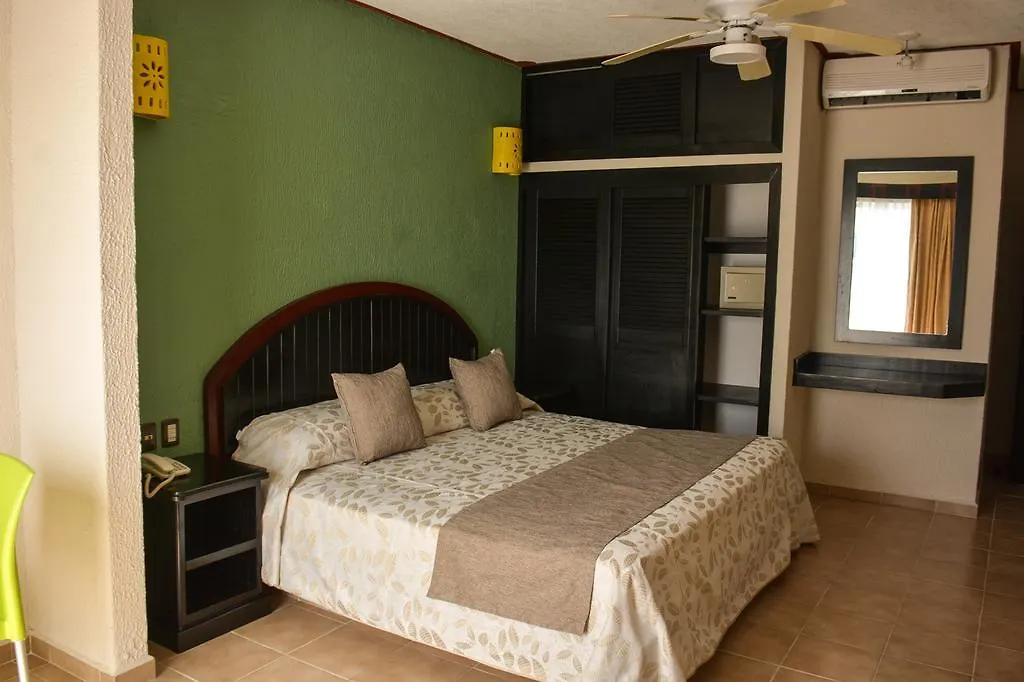 Suites Los Arcos (Adults Only) Isla Mujeres